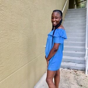 Meet your Posher, Mara